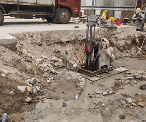 凌云公路下沉压浆